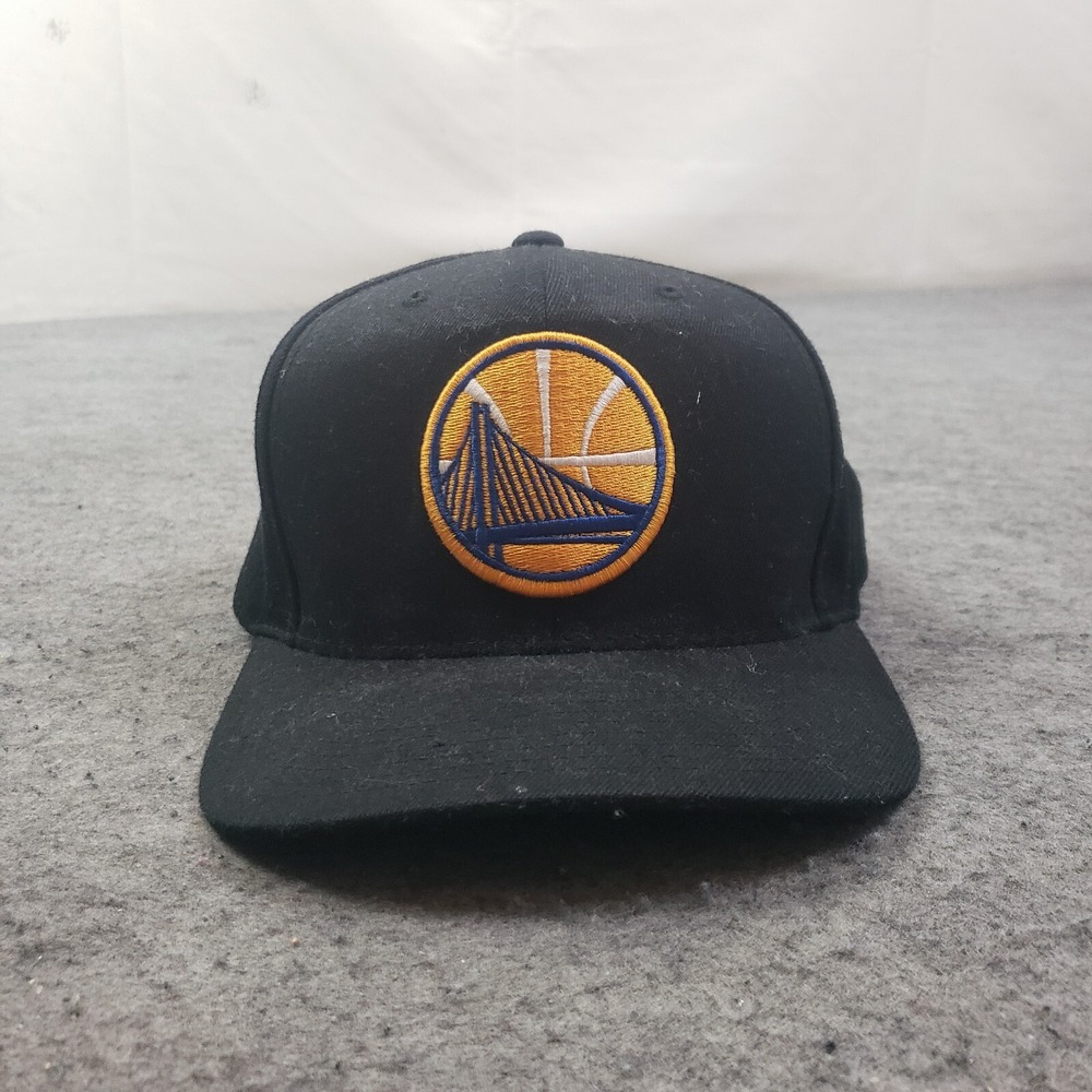 Golden State Warriors Hat Cap Fitted Black Yellow Basketball Mitchell Ness Mens